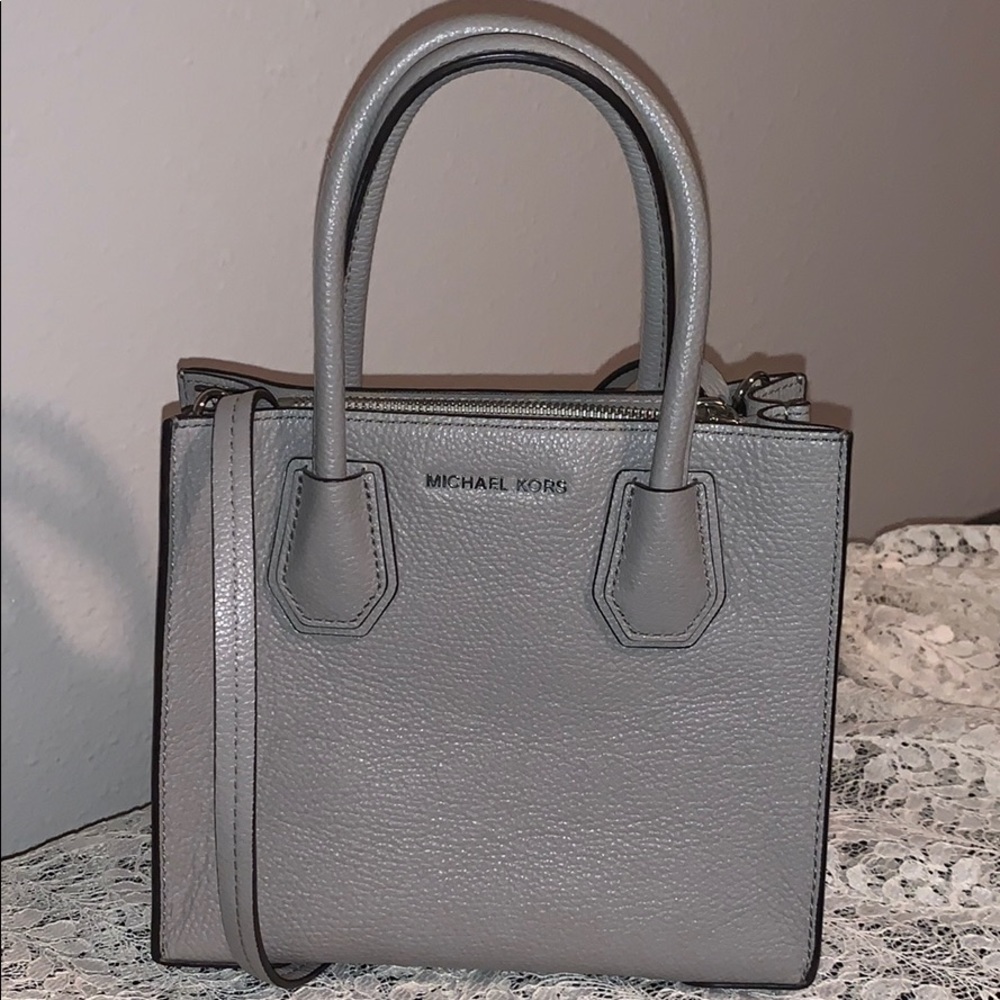 Pearl Grey Mini Mercer Crossbody